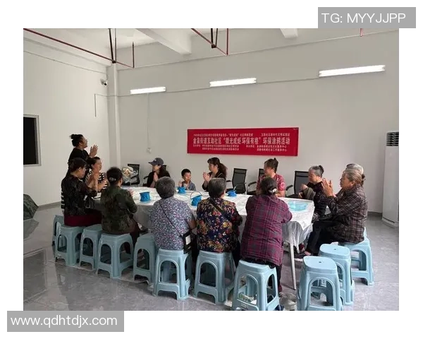 足球进小区：打造社区文化新风尚，促进邻里关系和谐发展